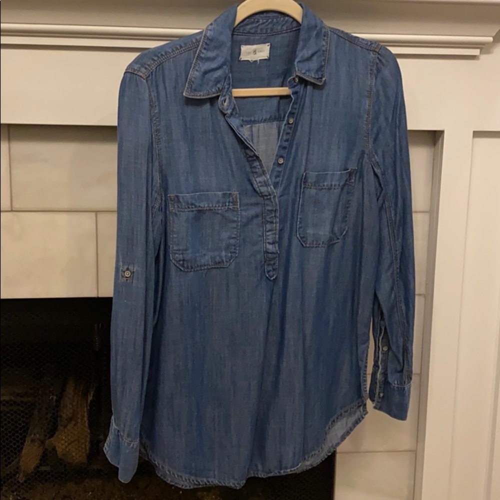 Lou & Grey chambray pullover